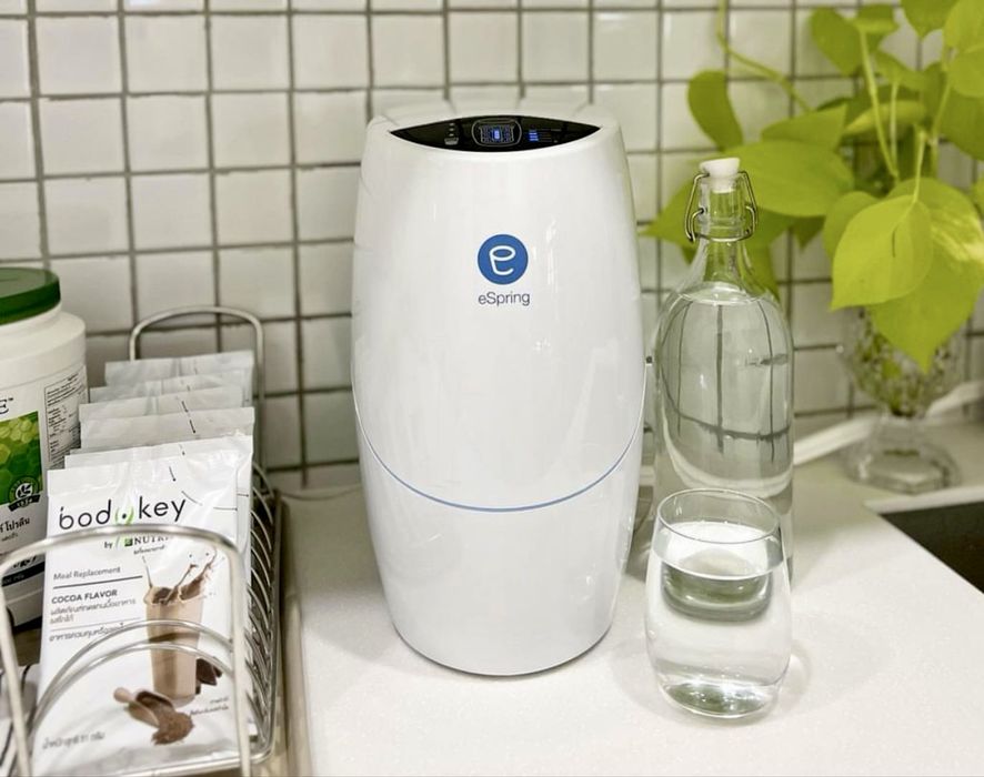 System z kraniekiem i wkladem oczyszczanie filtr wody eSping amway