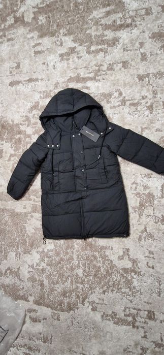Продаю нову зимову курточку