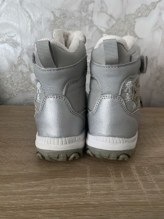 Зимові ботінки для дівчинки