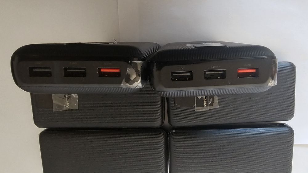 VEEKTOMX Power Bank 30000 мА·год, портативний зарядний пристрій