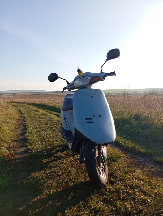 Продам скутер Хонда такт 16