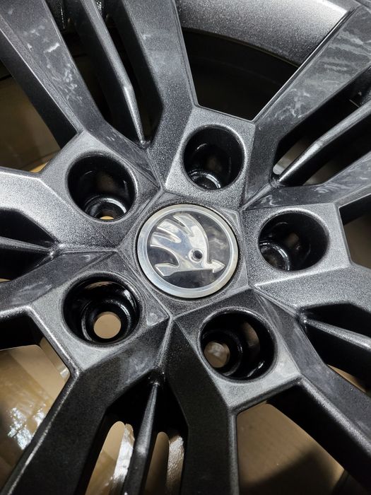 Felgi  18 5x112  Skoda  Octavia  Superb  karog  kodiag  vw golf 5.6.7