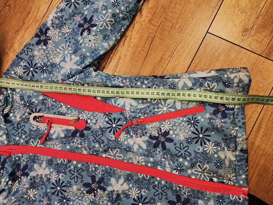 Kurtka zimowa, na śnieg, dziewczynka 6-7 lat