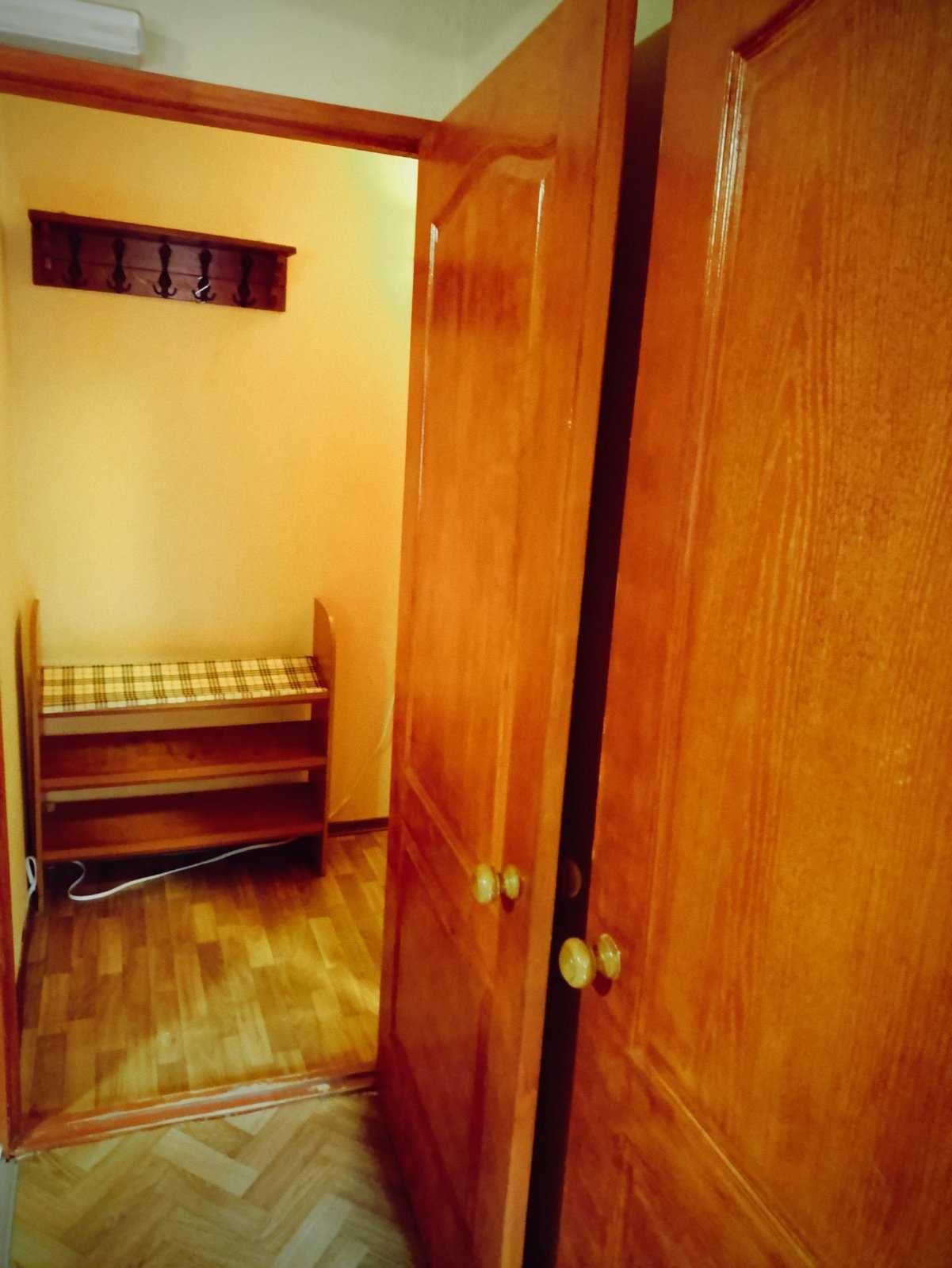 Продам 1 к. квартиру вул. Ощепкова
