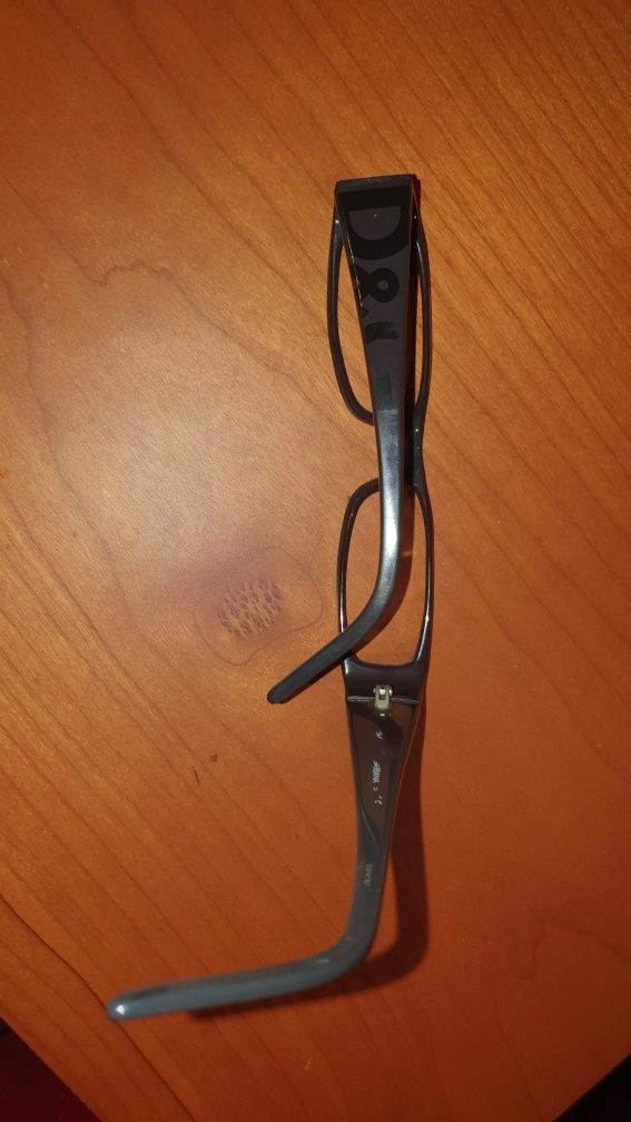 Óculos para graduar D & G usados originais