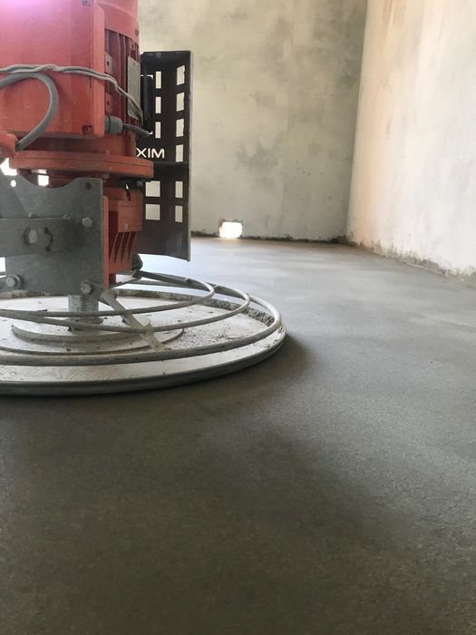 Ідеально рівна підлога | Напівсуха стяжка з гарантією 5 років