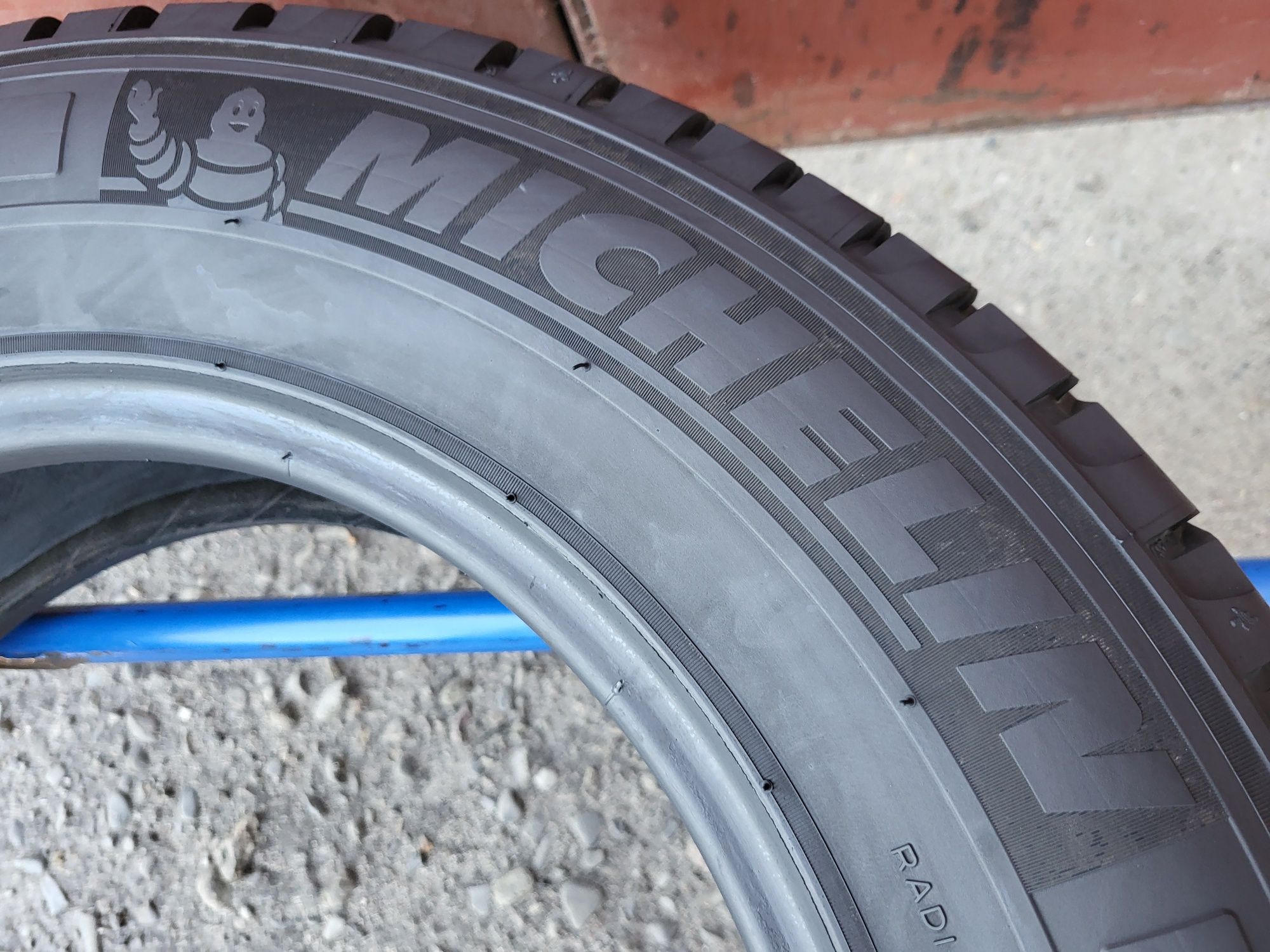 195/75/16C R16C Michelin AGILIS Camping 2шт ціна за 1шт літо шини