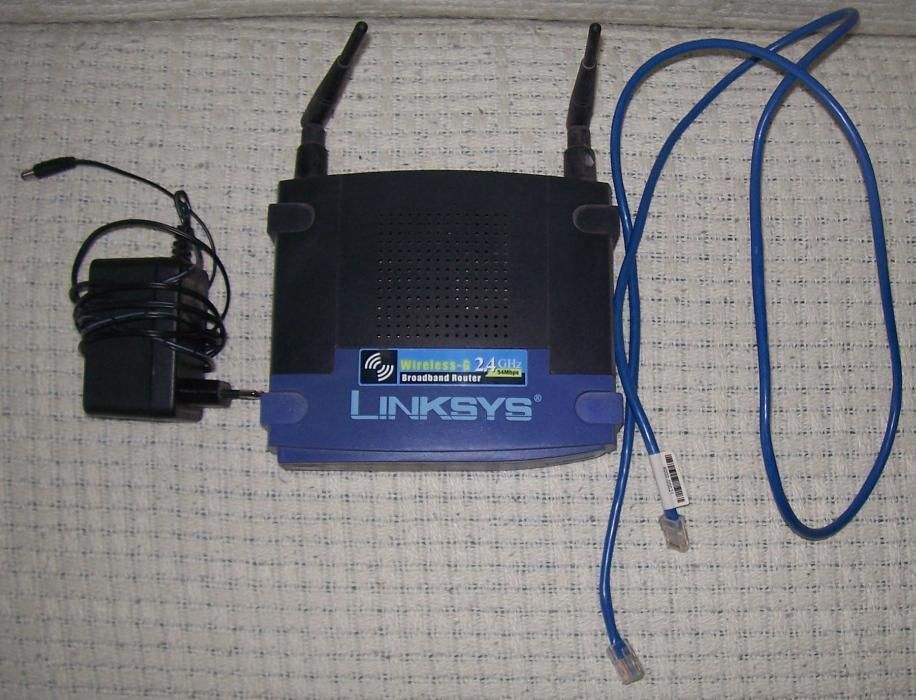 Router Linksys z zasilaczem