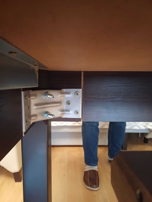 Stół rozkładany 90x200/240