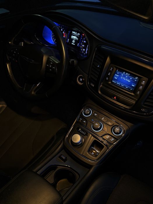 2014 Chrysler 200 S