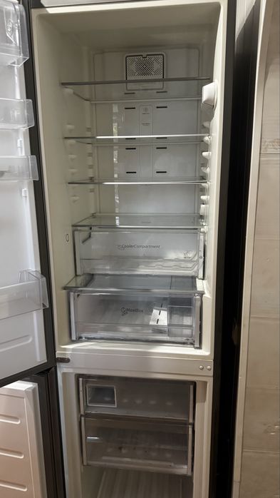 Холодильник Whirlpool no frost