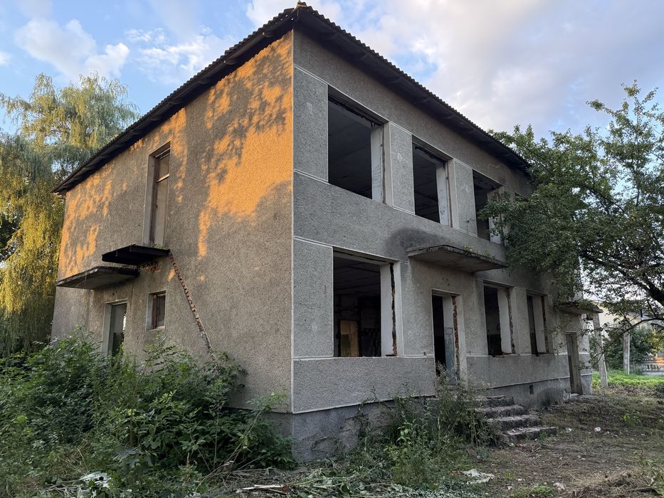 Приміщення Під будь-яку діяльність . Виробництво , Офіс , Склад