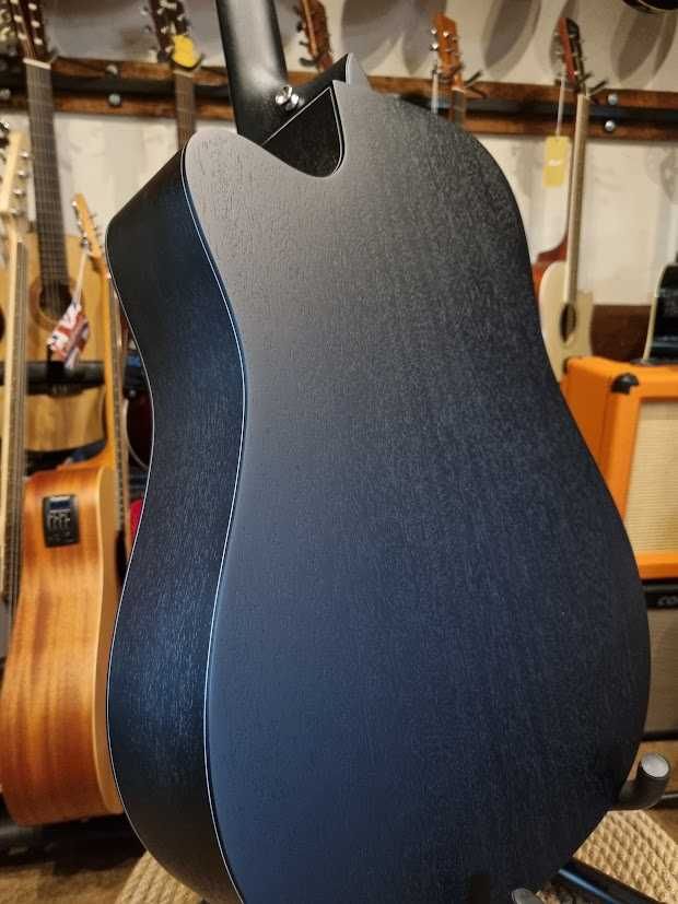 Mantic GT-10DC BK gitara akustyczna z litym świerkowym topem GD10DC