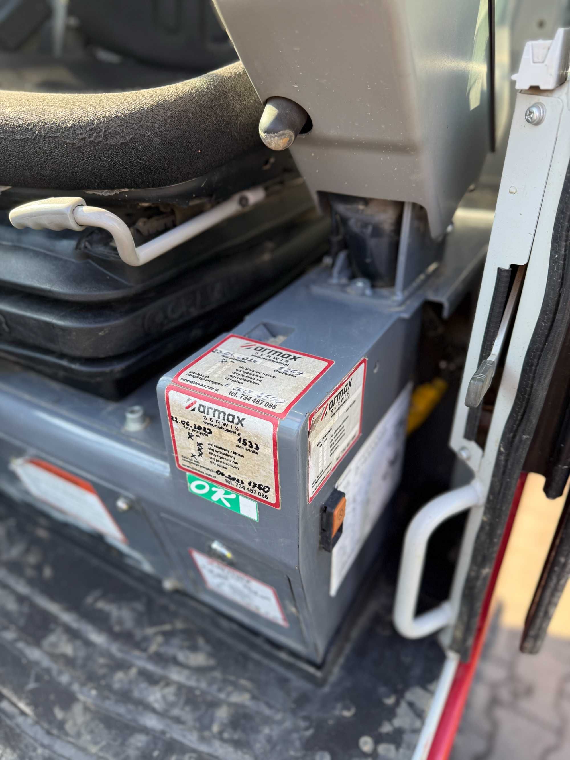 Minikoparka Takeuchi TB230 [3 tony] - używana, bardzo dobry stan!