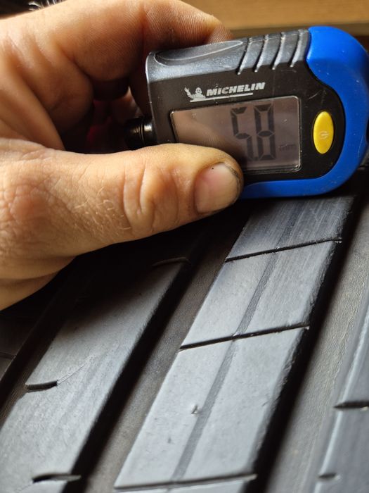 225/55/19 Good Year para Lato 5,8mm 22r