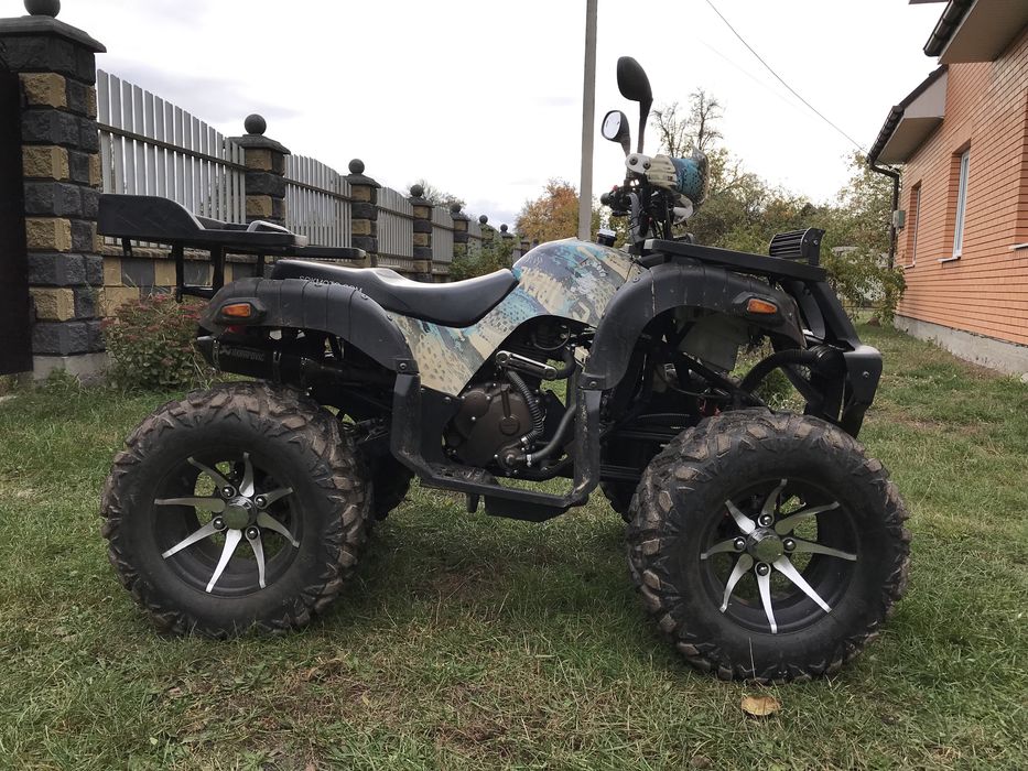 Продам квадроцикл Хамер 250кубів
