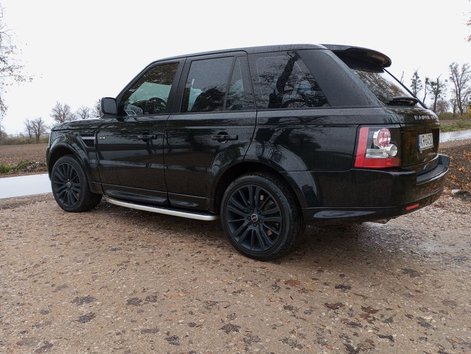 Range Rover Sport 3.0 TDV6 czarne wnętrze