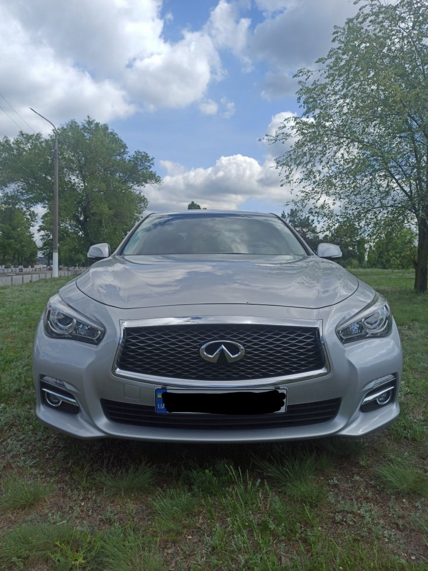 Infinity q50 2.0 turbo Bose