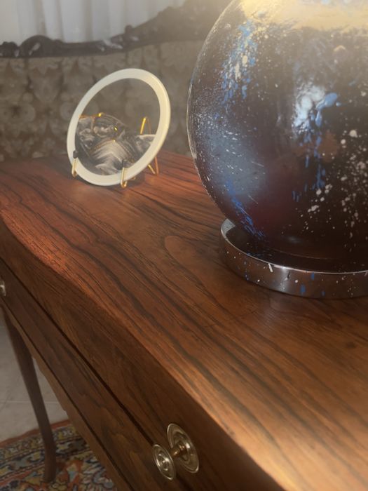 Mesa de apoio em madeira maciça de castanho estilo Luis xv/Revivalista