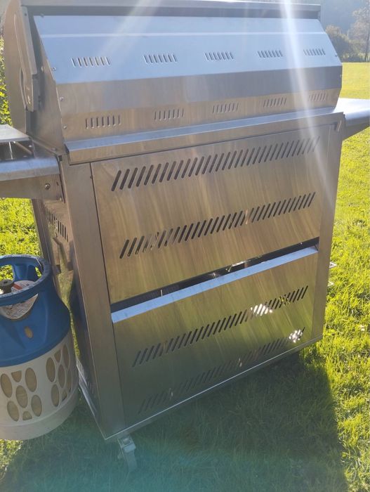 Газовий гриль «Master Grill»