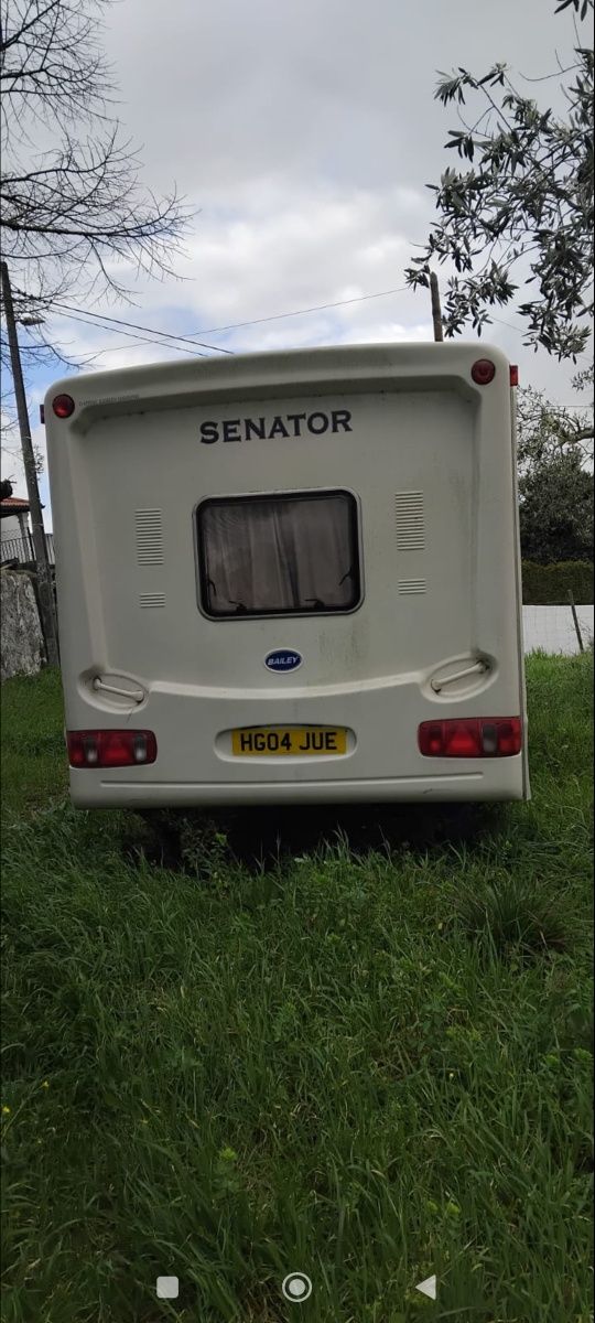 Relote caravana muito bom estado