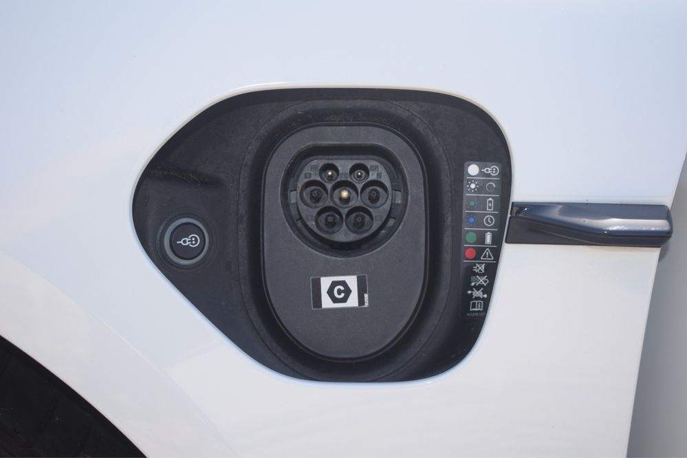 Porsche Taycan 4S