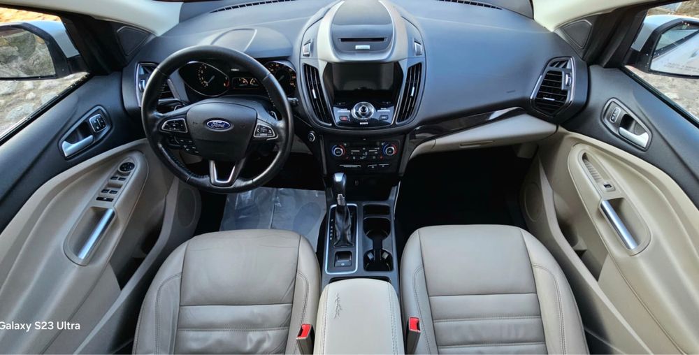 Ford kuga titanium 4x4 2.0