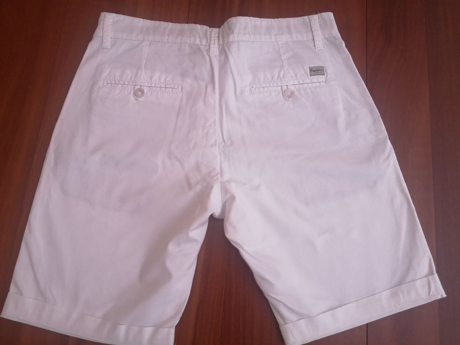 Calcoes/Bermuda de homem da "Pepe Jeans"