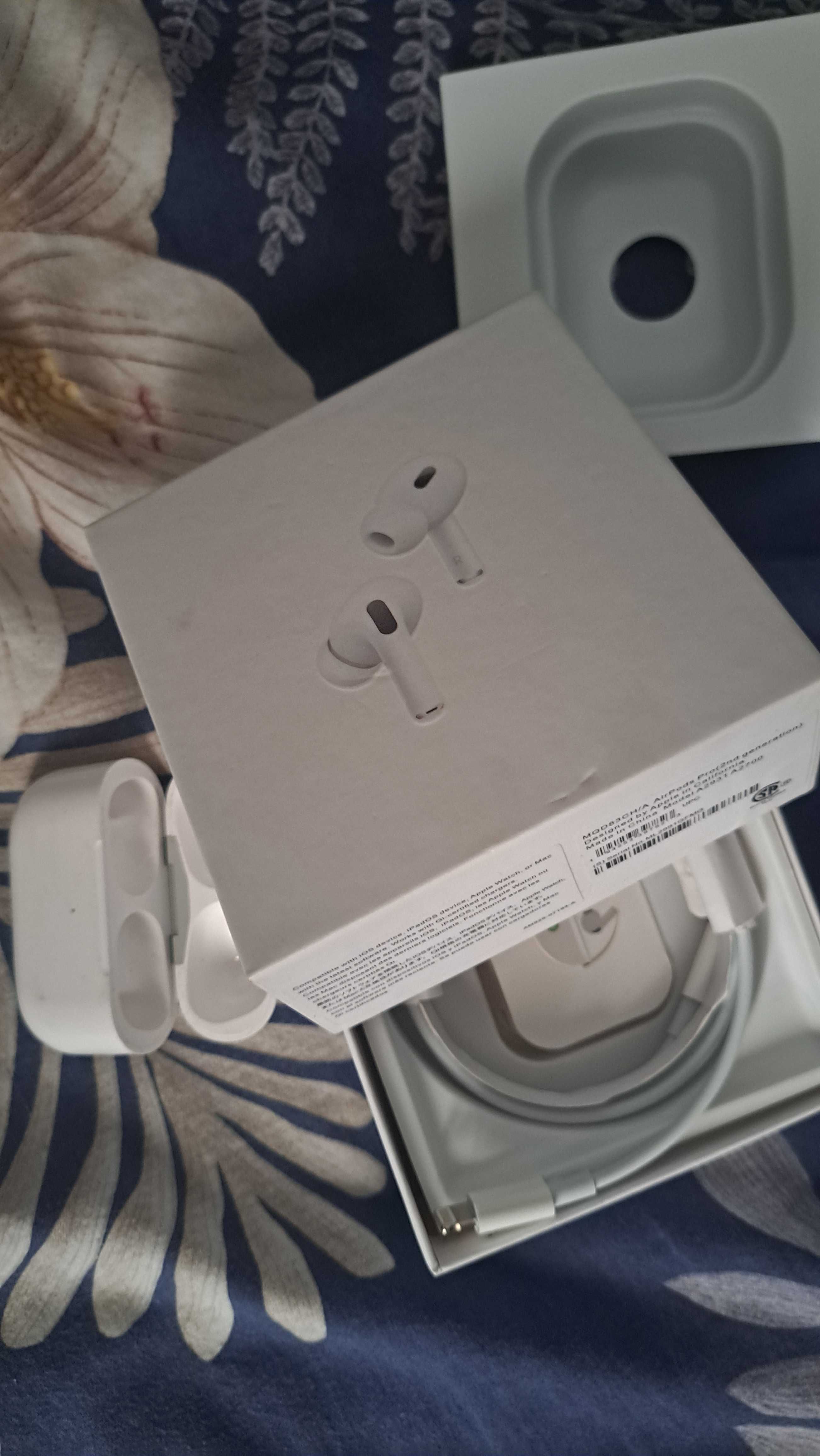 Airpods pro słuchawki  bluetooth