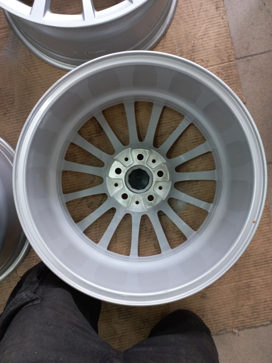 felgi aluminiowe 18" 5x112 8x18 ET 30 BMW nowe modele