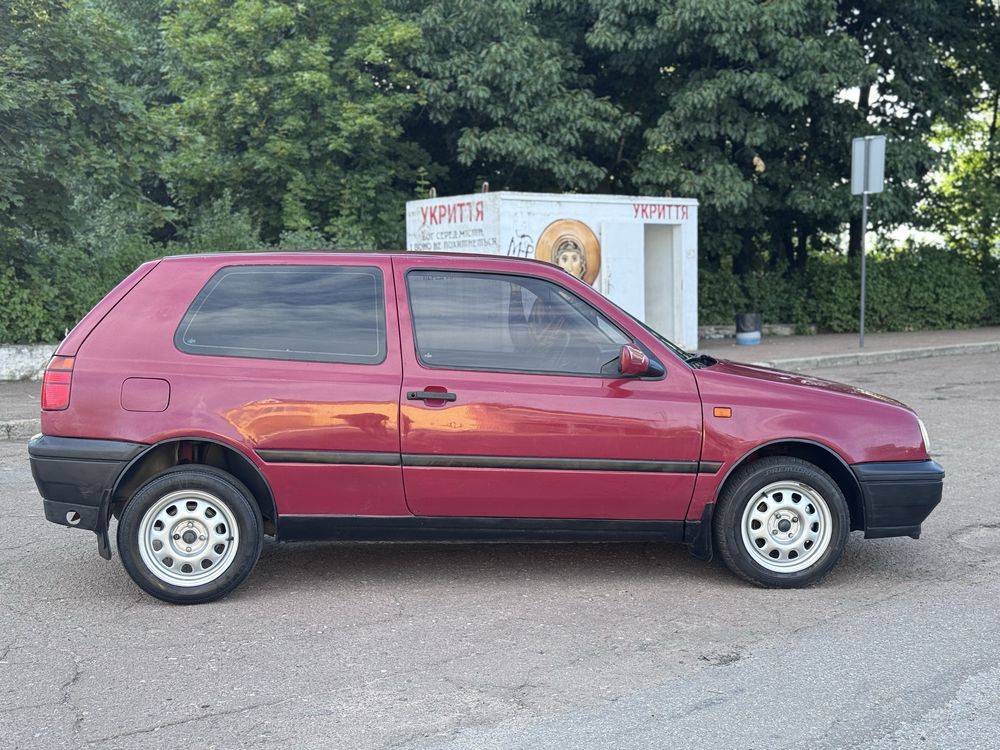 Volkswagen Golf 3 1.8i 1992 купе