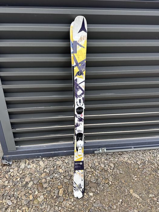 Гірські Лижі ATOMIC