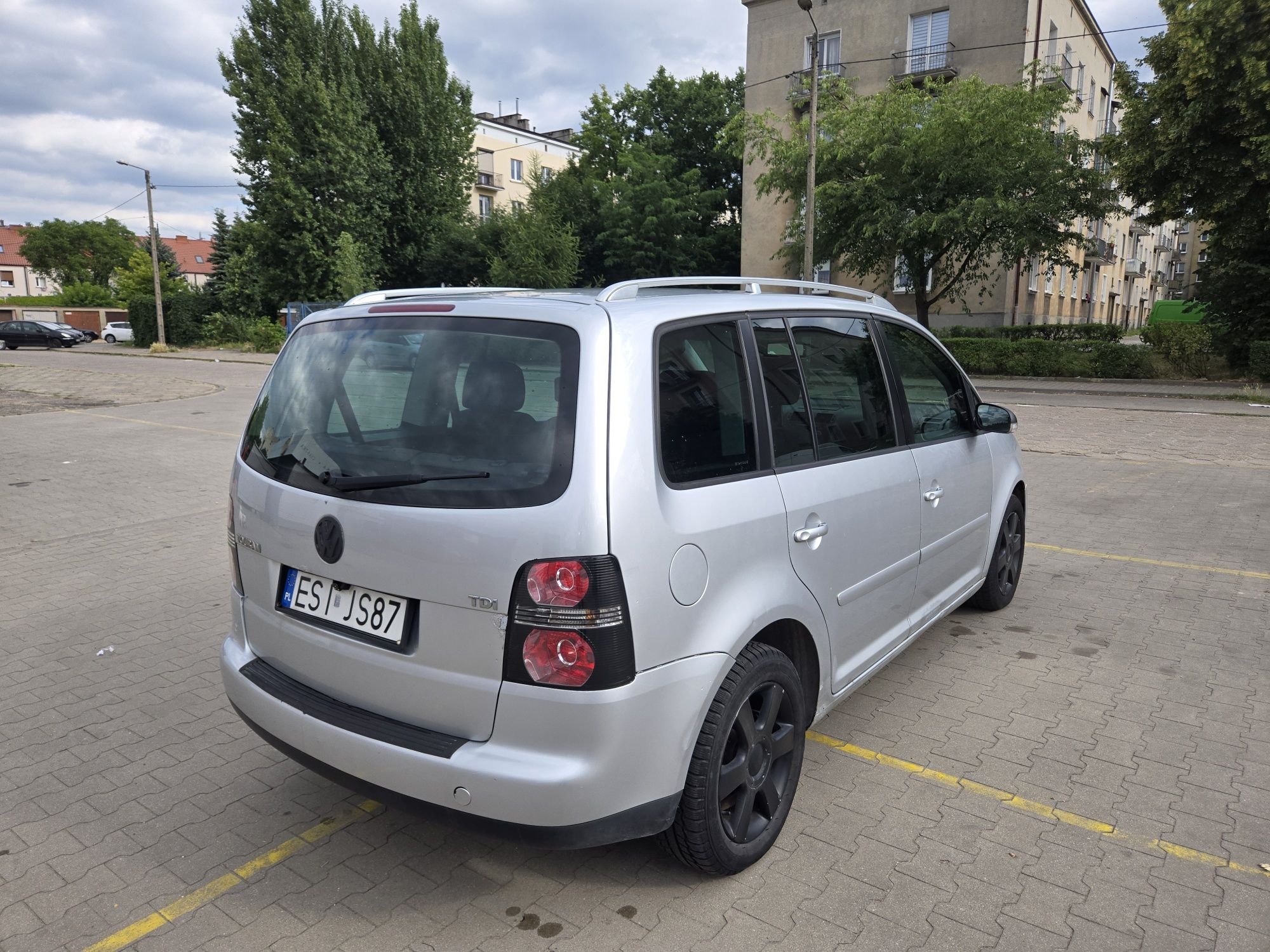 Vw touran automat 2.0 tdi 7 osobowy