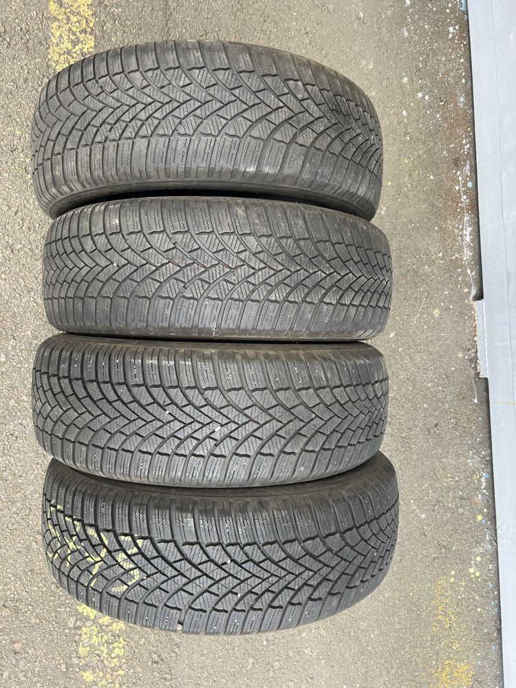 Резина зимова 215 60 r17 bridgestone
