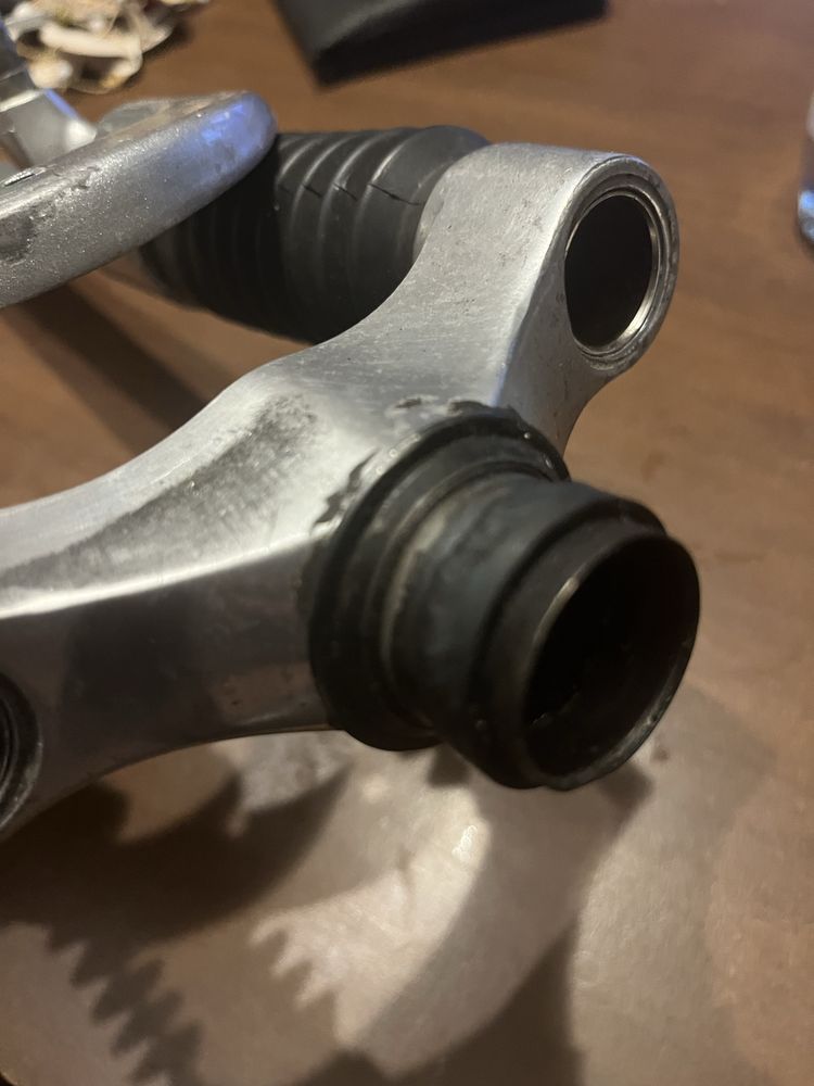 Amortyzator 63mm SR Suntour M7600 na 1 1/8 cala widelec V brake