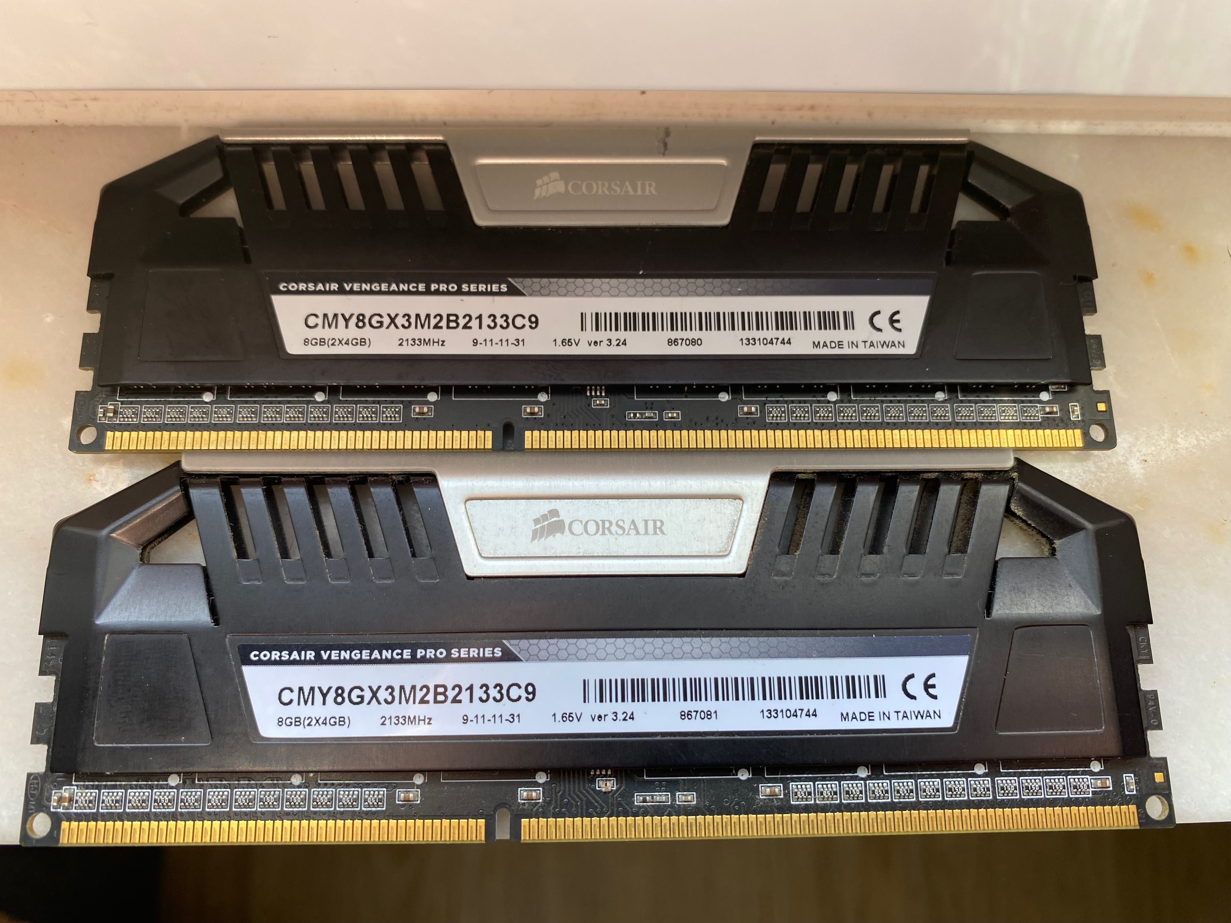 Memórias RAM Corsair Vengeance pro series 8GB ( 2 x 4GB )