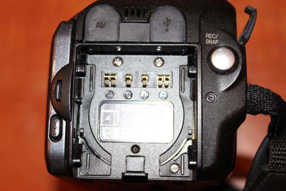 Видеокамера JVC модель GZ-MG40E