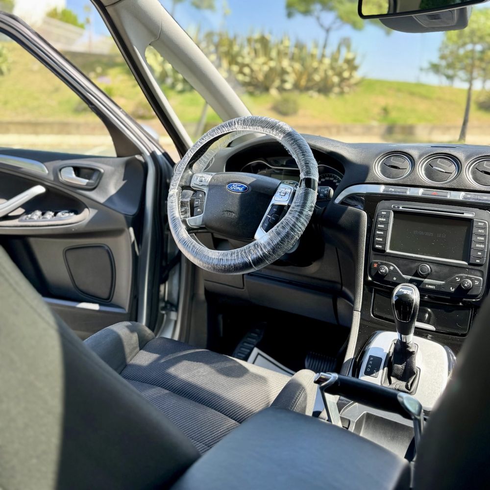 Ford S-Max 2.0d Caixa Automatica DESDE 219€ mes