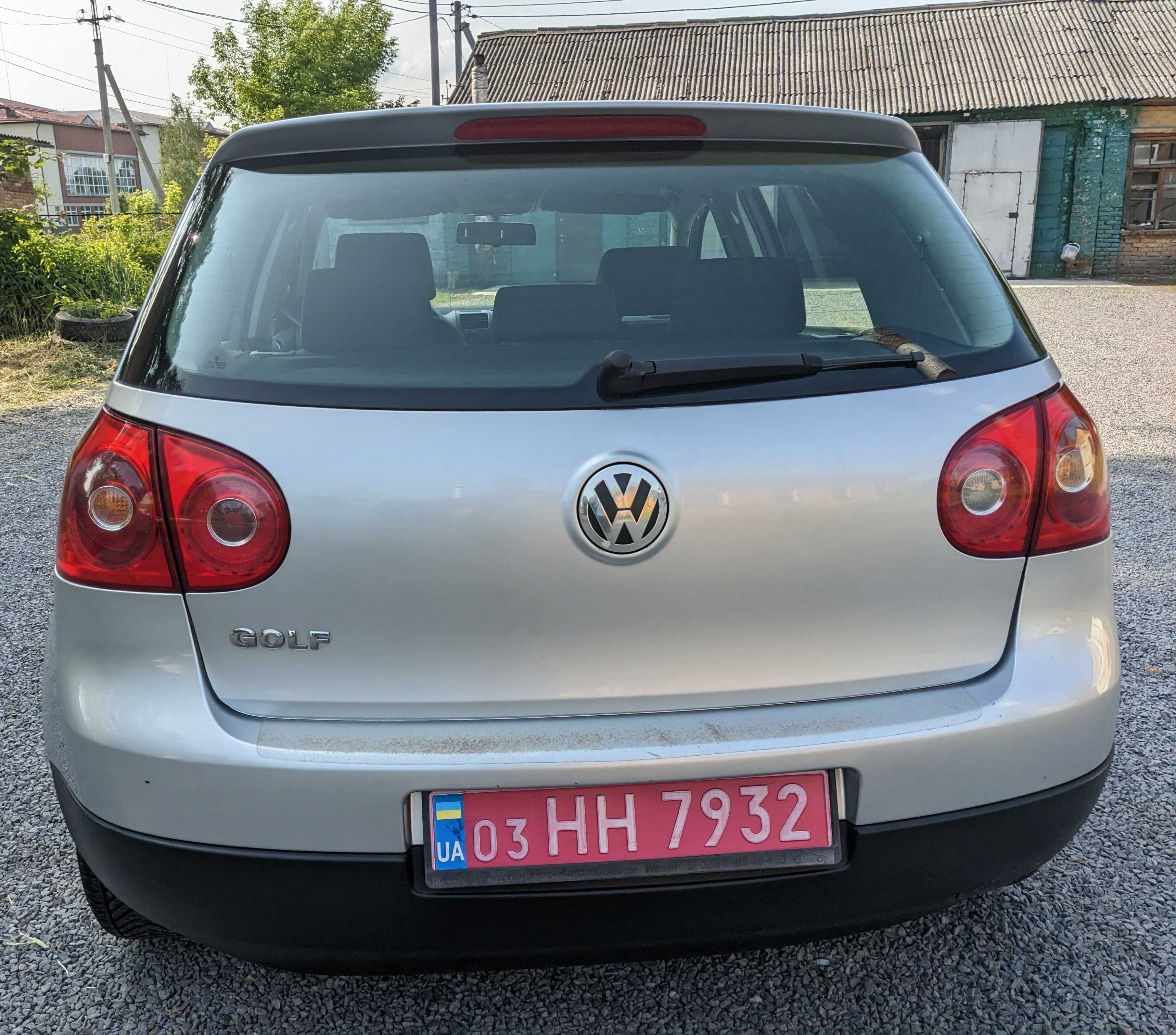 Продам Wolksvagen Golf 1,4 MPI