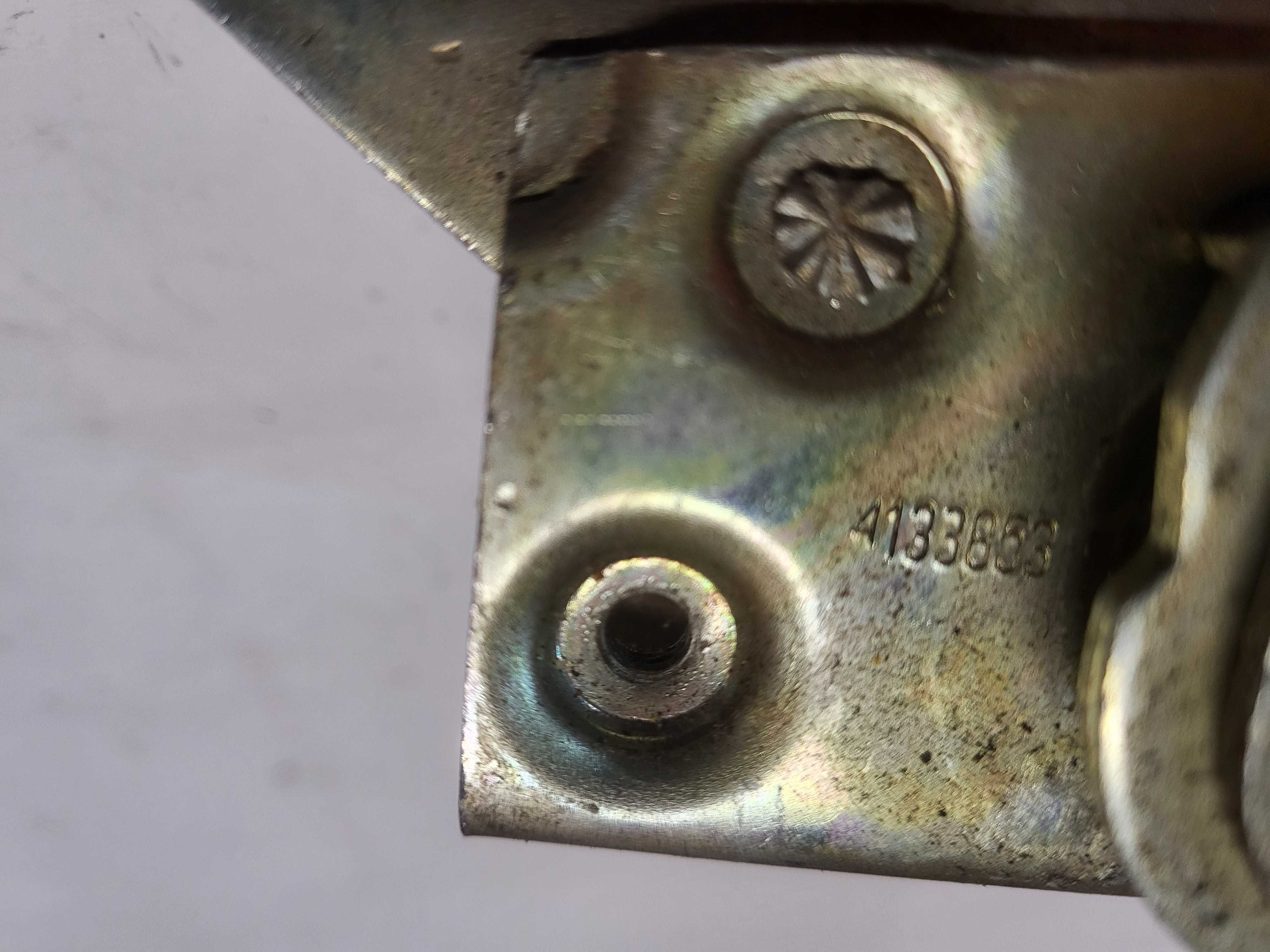 Syrena, Fiat 124, 125, 1300 fabrycznie nowy zamek drzwi prawy