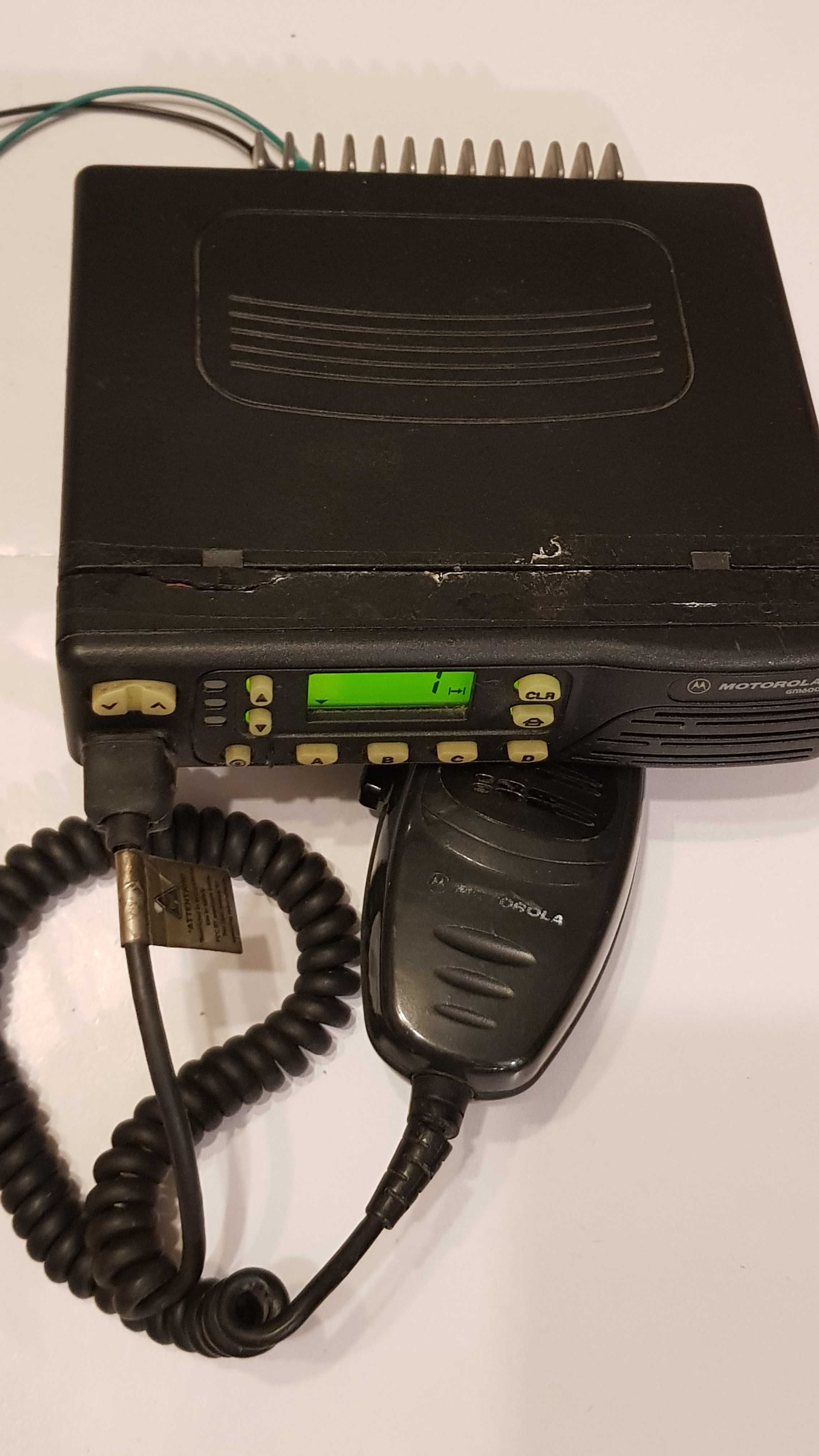 Motorola GM600 radiotelefon z mikrofonem