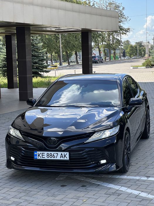 Продам Toyota Camry 70 Официальная 2.5 бензин/газ автомат.Premium Plus