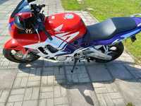 Honda CBR 600 F3 polift