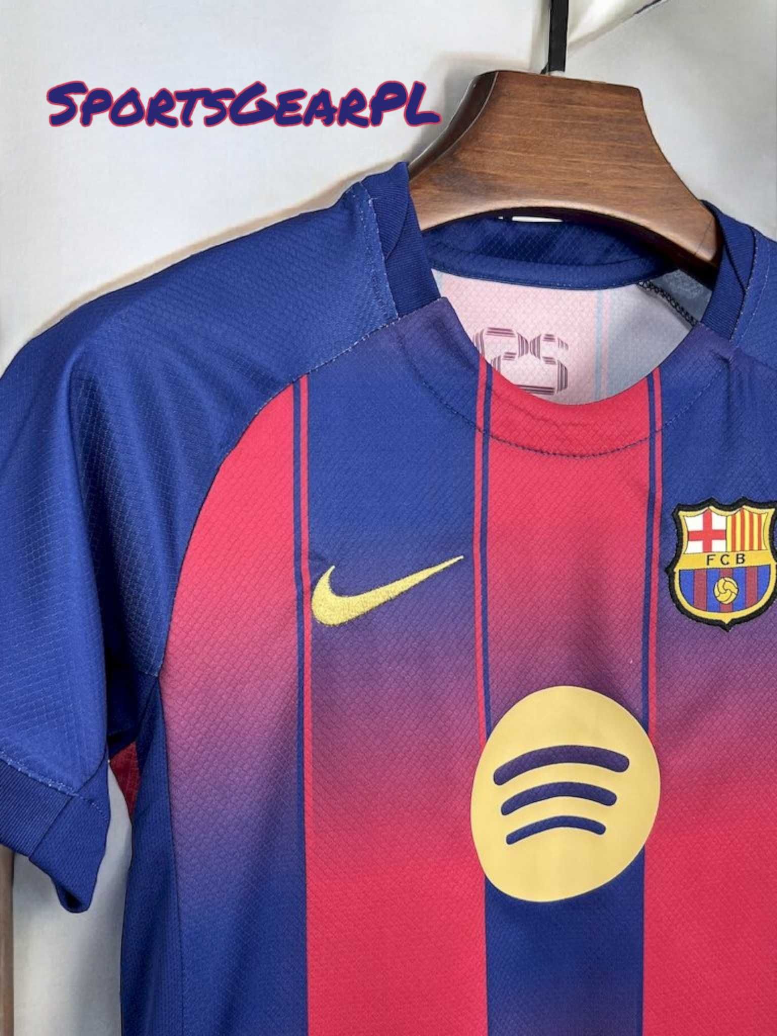 NOWOŚĆ! FC Barcelona 25/26 Komplet Domowy NIKE 125-135cm