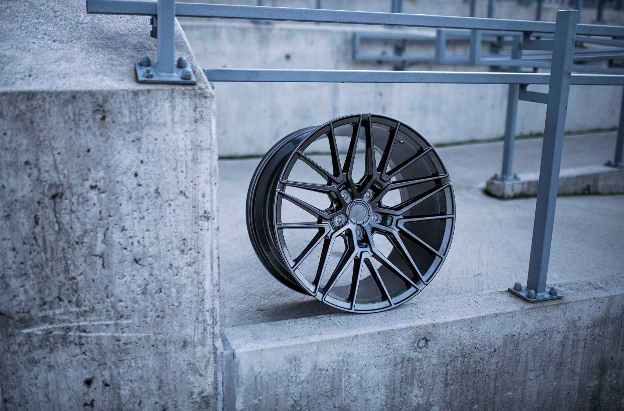 Felgi Japan Racing JR38 20" 9" 20x9J 5x112 Hyper Gray Audi A6 C7 A5 8T