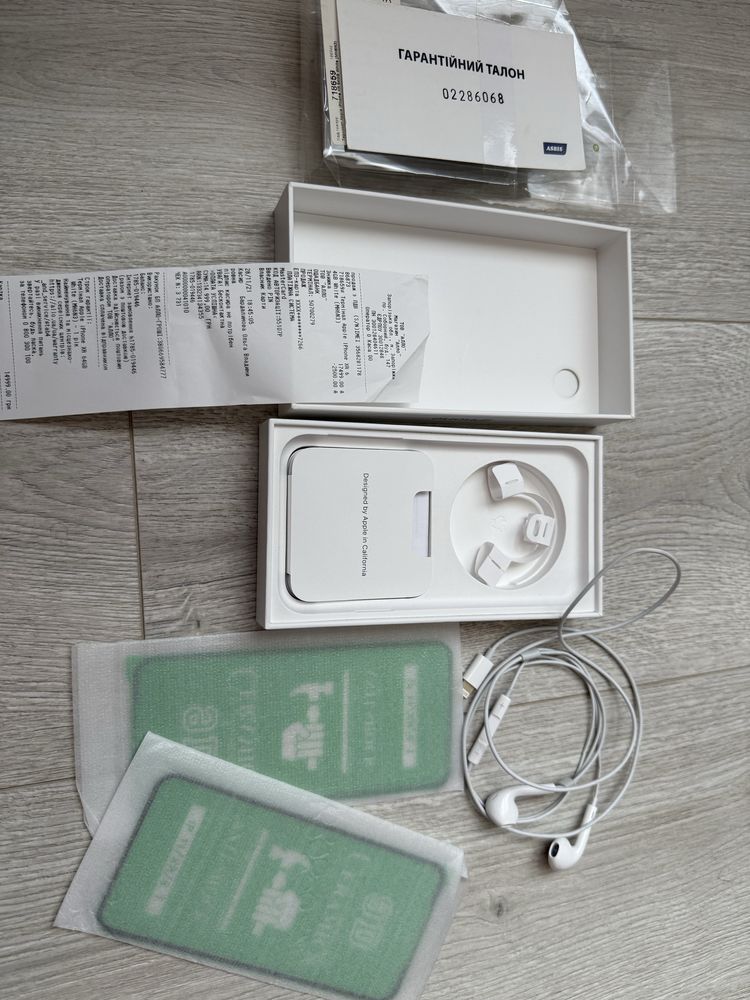 Apple  iPhone  XR