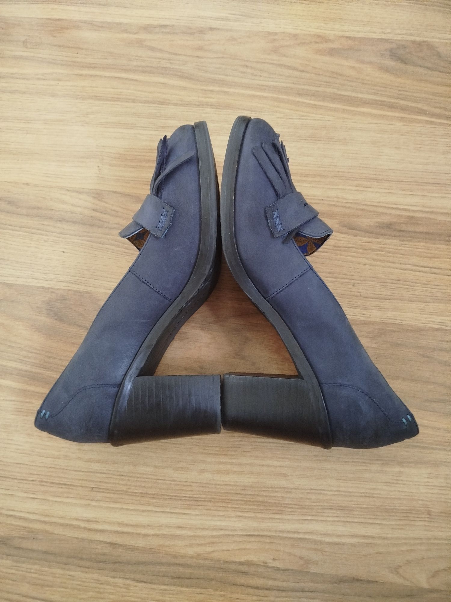 Moshulu granatowe grafitowe buty na obcasie typu klocek 39/40 skóra na