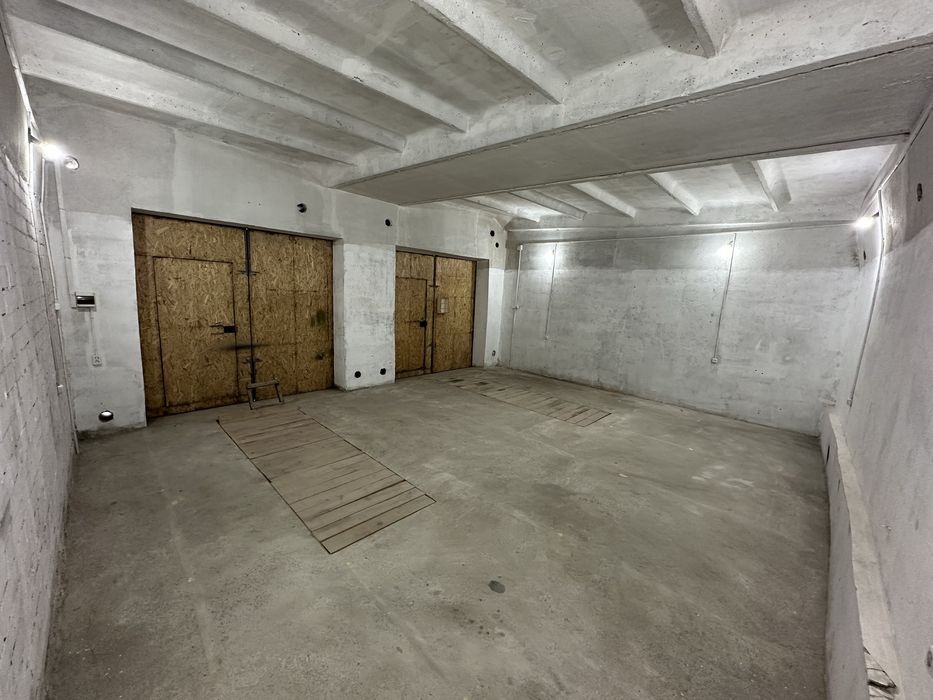 Оренда гаража боксу приміщення вільного призначення