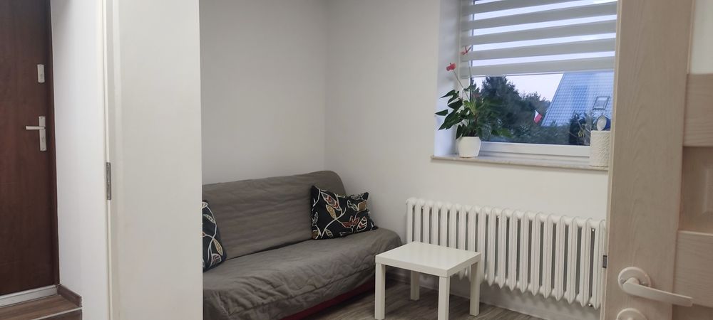 Mieszkanie -kawalerka do wynajęcia.