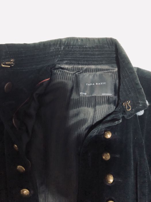 Casaco de veludo azul escuro, estilo militar